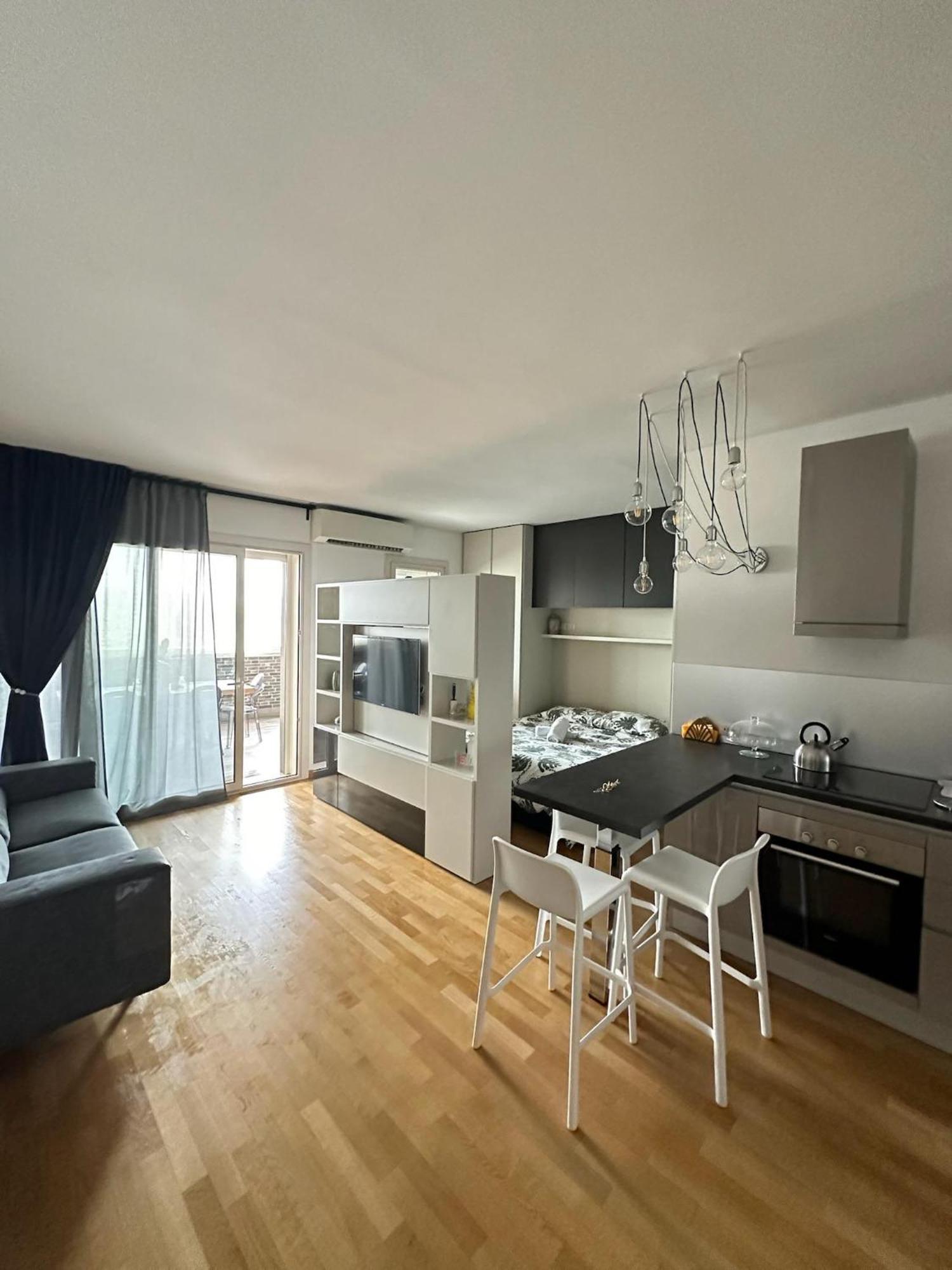 Modern Loft Private Lejlighed Rom